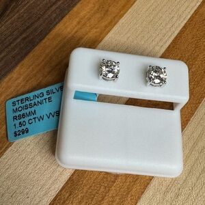 Sterling silver 925 Moissanite jewelry